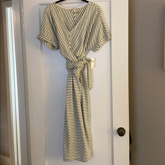 Anthropologie Dresses & Skirts - Saturday Sunday by Anthropologie midi dress